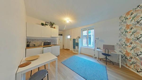 Appartement 1 pièce                                        - 42000 Saint-Étienne Réf : 12177
