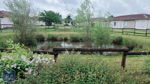 Appartement à louer 3 pièces 54.92m² Buzançais (36500)