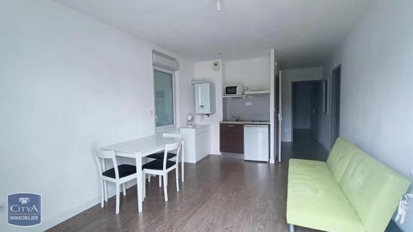 Appartement à louer 3 pièces 54.92m² Buzançais (36500)