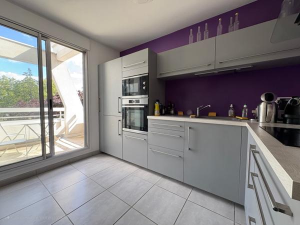 APPARTEMENT T2 de 51m² avec terrasse + grand garage dans une Résidence de standing