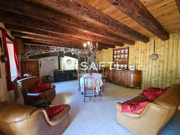 Ancien corps de ferme Chaudes-Aigues (Ventuéjols)