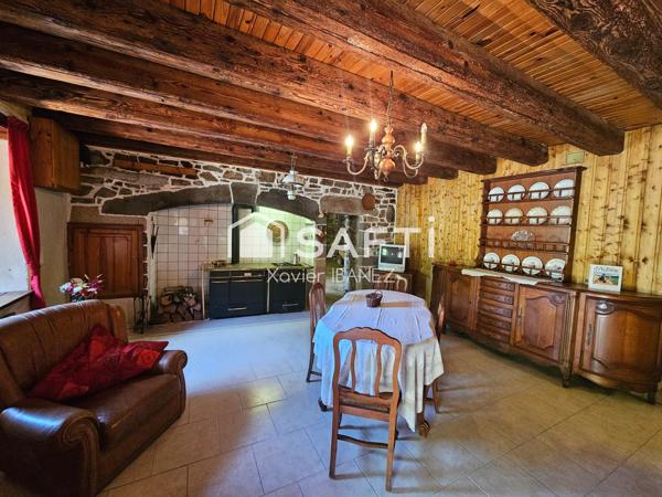 Ancien corps de ferme Chaudes-Aigues (Ventuéjols)