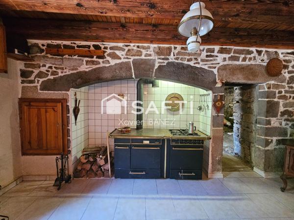 Ancien corps de ferme Chaudes-Aigues (Ventuéjols)
