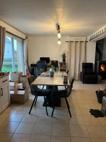 A LOUER MAISON 5 PIECES A URVILLERS 02