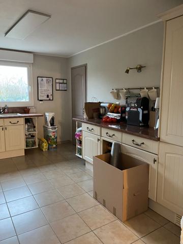 A LOUER MAISON 5 PIECES A URVILLERS 02