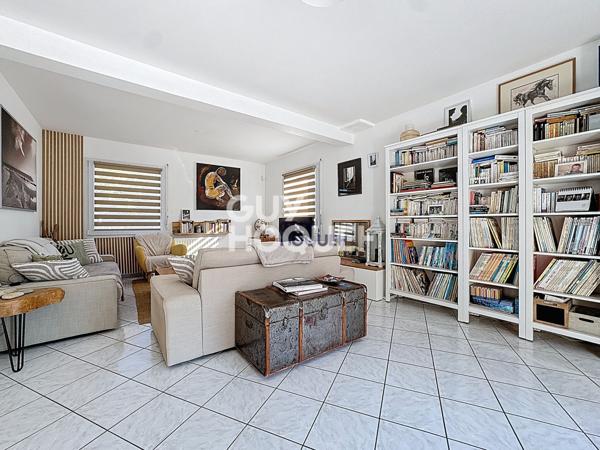 MAISON À VENDRE DE 5 PIÈCES DE 111,00 M²