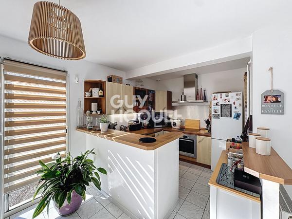 MAISON À VENDRE DE 5 PIÈCES DE 111,00 M²