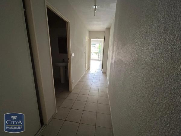 Appartement à louer 1 pièce 35.77m² Tulle (19000)