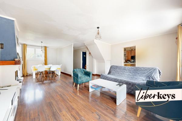 Maison familiale - 4 chambres - Lotissement paisible à Meyzieu à côté du tram T3