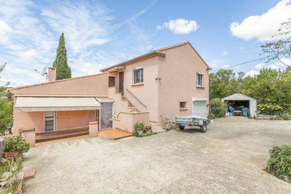Septèmes-les-Vallons (13240) SEPTEMES LES VALLONS ( 13240) Propriété 2400m2 2 logements indépendants avec piscine + garage