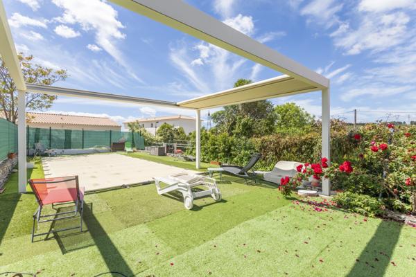 Septèmes-les-Vallons (13240) SEPTEMES LES VALLONS ( 13240) Propriété 2400m2 2 logements indépendants avec piscine + garage