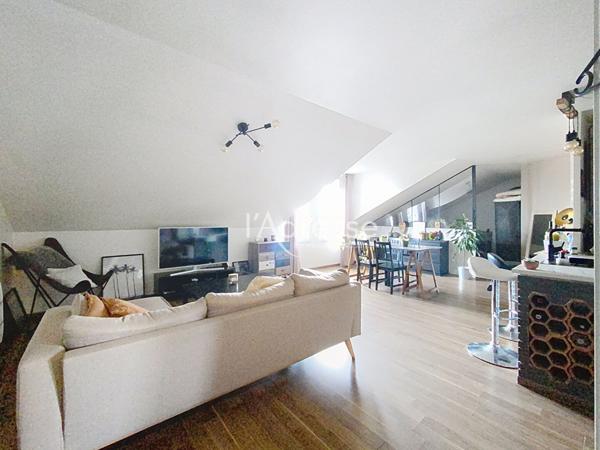 À VENDRE type F2 Dernier étage façon Rooftop Hyper-centre Chelles