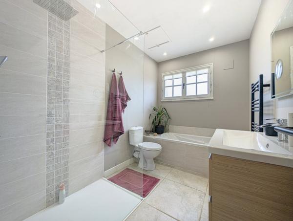 Maison à vendre à Saint-Sulpice-les-Feuilles (87160) - Haute-Vienne