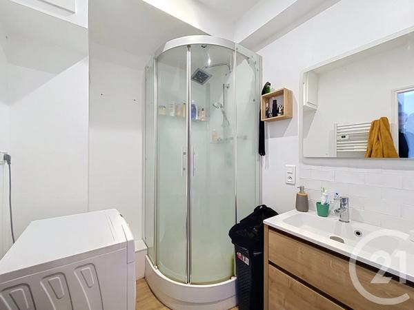 Appartement T2 à vendre  2 pièces - 61,21 m 2   CHOLET  - 49