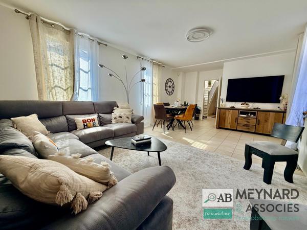 A vendre MAGNY LE HONGRE secteur recherché , maison de 133.06 M2 sur terrain 94 M2 Magny-le-Hongre (77700)