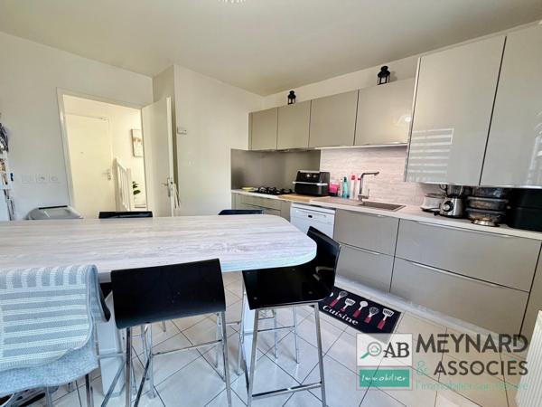 A vendre MAGNY LE HONGRE secteur recherché , maison de 133.06 M2 sur terrain 94 M2 Magny-le-Hongre (77700)
