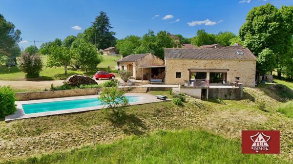 Propriété avec vues, piscine et gites. Montcabrier (46700)