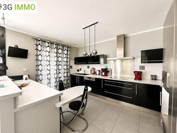 Vente / Maison T6 à Taradeau (83460)
