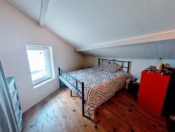 Immeuble d'une superficie de 150m², Cuers