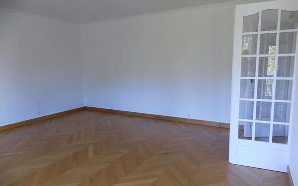 Appartement à louer    3 pièces •  Caluire-et-Cuire