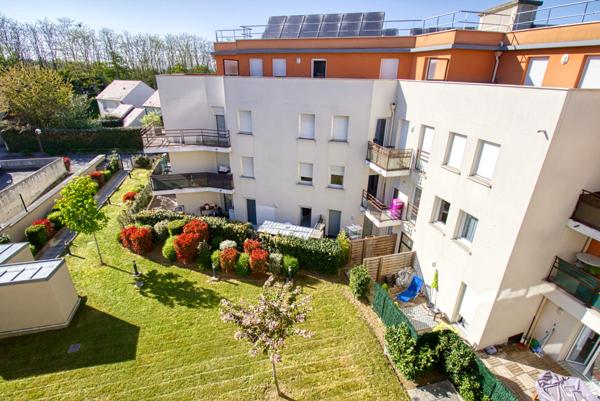 Magnifique F3 en dernier étage exposé ouest