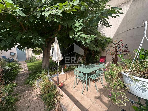 A VENDRE 13011 MARSEILLE VALBARELLE MAISON DE TYPE 5 DE 150M² SUR 330M² DE JARDIN GARAGE DOUBLE  DEPENDANCE