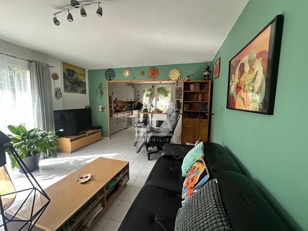 A VENDRE 13011 MARSEILLE VALBARELLE MAISON DE TYPE 5 DE 150M² SUR 330M² DE JARDIN GARAGE DOUBLE  DEPENDANCE