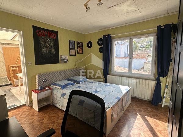 A VENDRE 13011 MARSEILLE VALBARELLE MAISON DE TYPE 5 DE 150M² SUR 330M² DE JARDIN GARAGE DOUBLE  DEPENDANCE