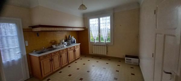 Mouguerre (64990) Mouguerre 100m²T4 + comble, plain-pied sur 772m² de terrain