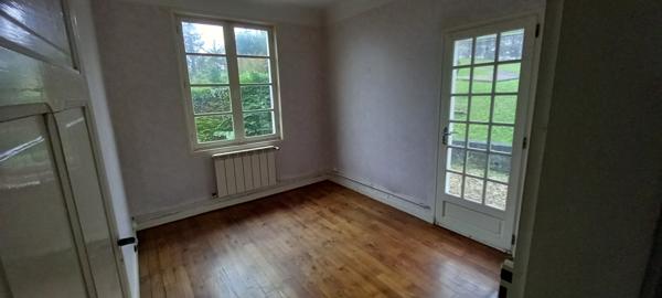 Mouguerre (64990) Mouguerre 100m²T4 + comble, plain-pied sur 772m² de terrain