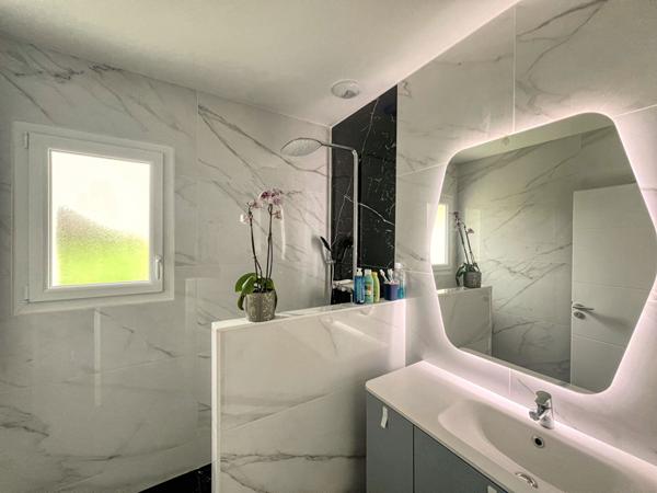 17920 BREUILLET BREUILLET - Centre Bourg