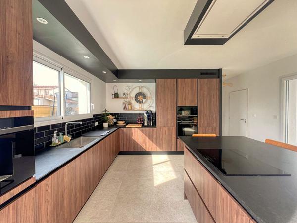 17920 BREUILLET BREUILLET - Centre Bourg