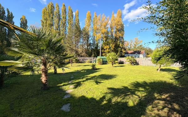 Maison à vendre    6 pièces •  Chissay-en-Touraine