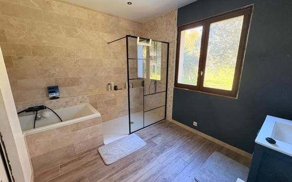 Maison à vendre    6 pièces •  Chissay-en-Touraine