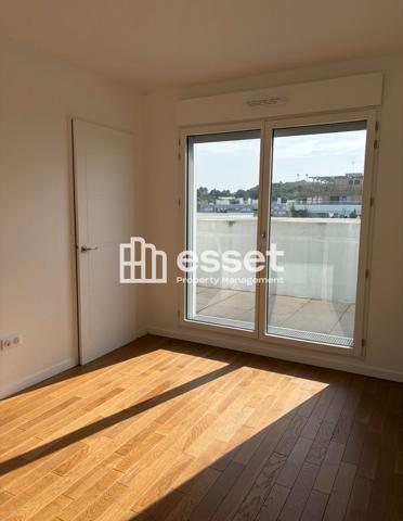 Location Appartement 4 pièces 104.7 m² - Rueil-malmaison 92500