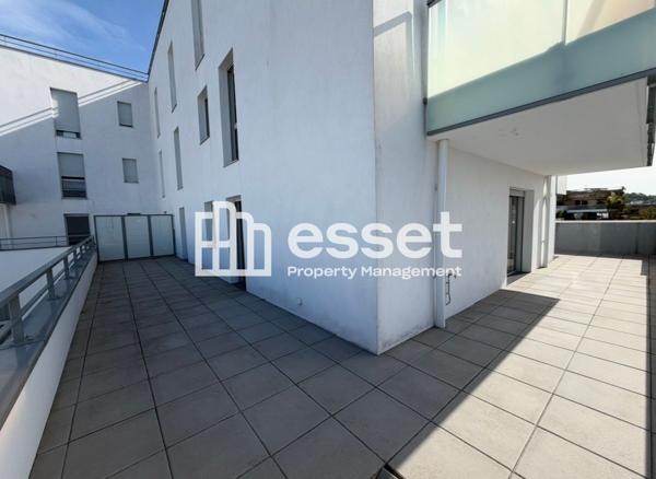 Location Appartement 4 pièces 104.7 m² - Rueil-malmaison 92500