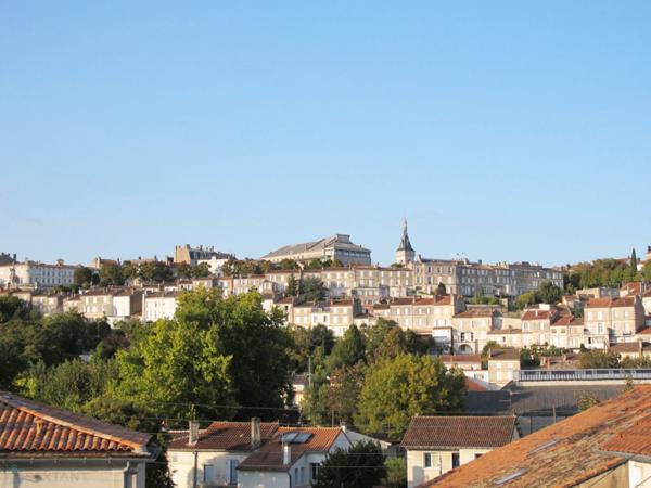 MAISON DE VILLE 140M² AVEC JARDIN
