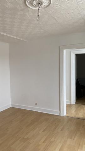 APPARTEMENT F3 DE 54 M² SITUE AU DEUXIÈME ÉTAGE CHÂTELLERAULT Réf A.100