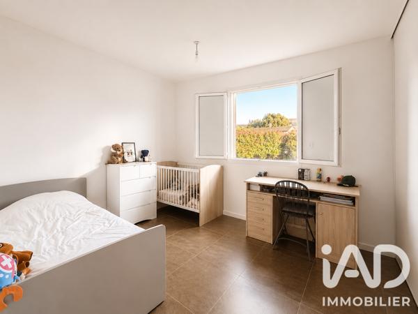 Maison à vendre 5 pièces 130 m² Cuges-les-Pins