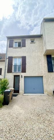 Maison mitoyenne 2 côtés Neuilly-sur-Marne 72.10 m²