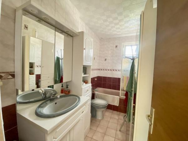 Maison mitoyenne 2 côtés Neuilly-sur-Marne 72.10 m²