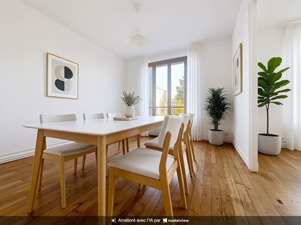 Appartement
         4 pièces
        - 69 m² 220 000 € *