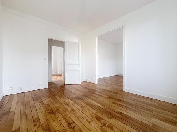 Appartement
         4 pièces
        - 69 m² 220 000 € *