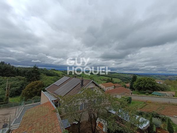 Maison de village à Saint-Just-la-Pendue à rénover