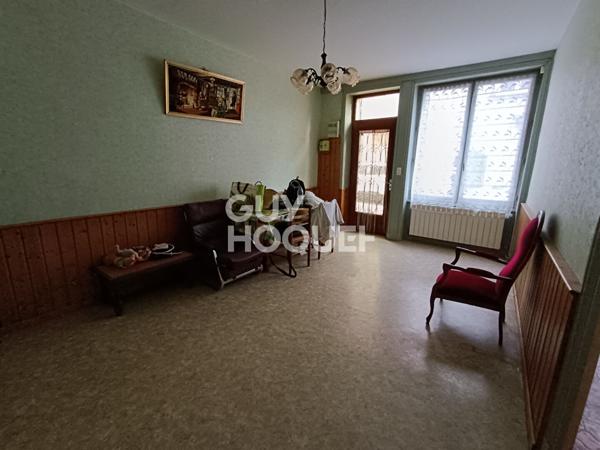 Maison de village à Saint-Just-la-Pendue à rénover