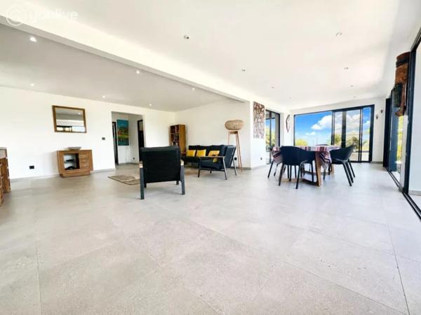 Le Marigot — Villa contemporaine d’exception – Vue mer panoramique, piscine – prestations haut de gamme