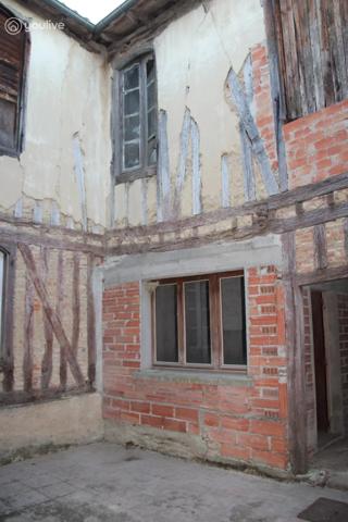 HOTEL PARTICULIER A RESTAURER