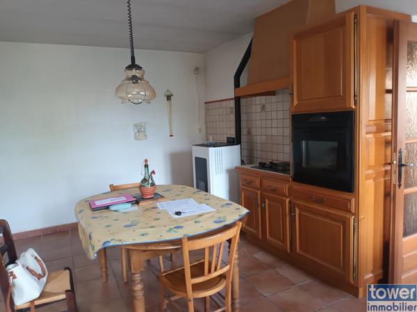 Maison
                                                                                                                                                                                                                                                                                                                        6 pièce(s)                                                                                                                                                                                                          4 chambre(s)                                                                                                                                                                                                          183.9  m²