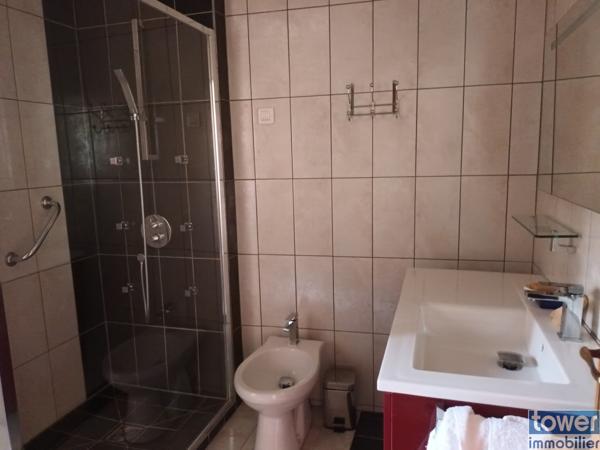 Maison
                                                                                                                                                                                                                                                                                                                        6 pièce(s)                                                                                                                                                                                                          4 chambre(s)                                                                                                                                                                                                          183.9  m²