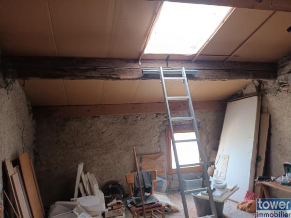 Maison
                                                                                                                                                                                                                                                                                                                        6 pièce(s)                                                                                                                                                                                                          4 chambre(s)                                                                                                                                                                                                          183.9  m²